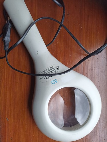Lampe loupe main - lampe,