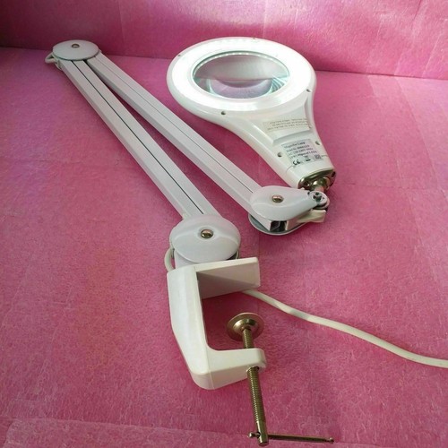 Lampe loupe super - loupe,